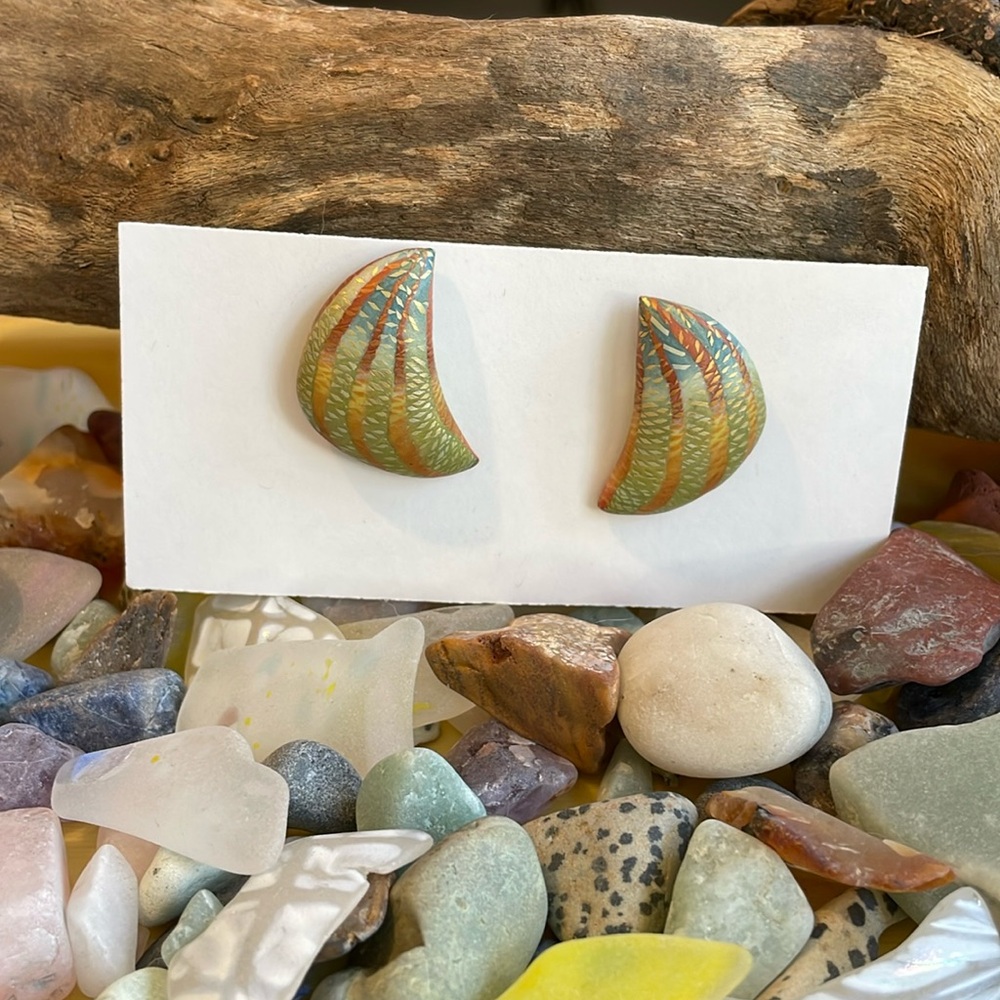Vintage Elise Winters earrings stunning 1990’s studs polymer clay / gold green